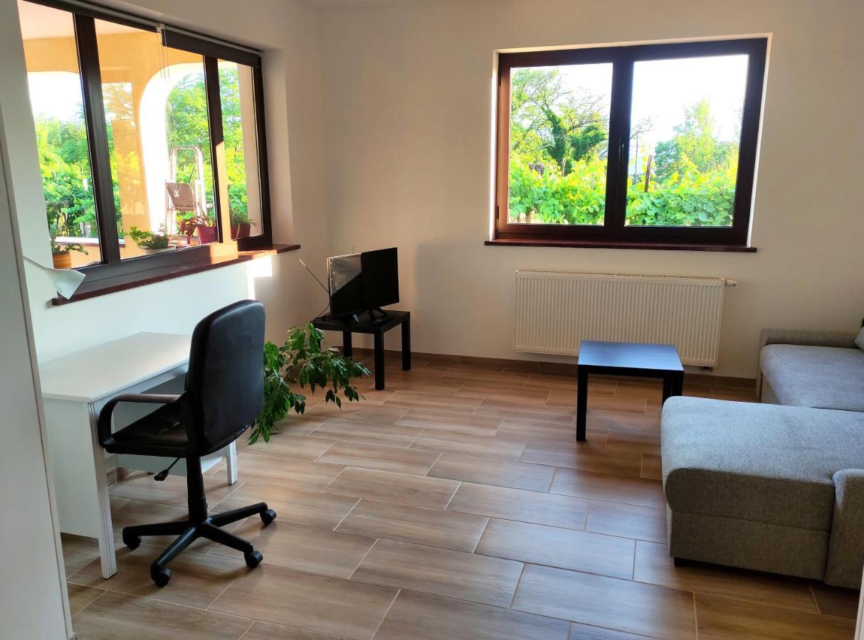 Apartmani Melia Marcelji Экстерьер фото